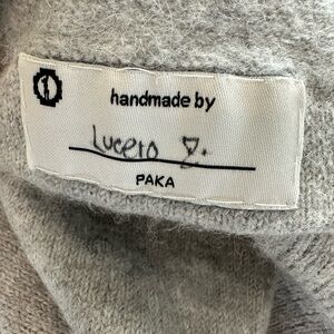 PAKA Handmade Women’s Light Gray Sweater